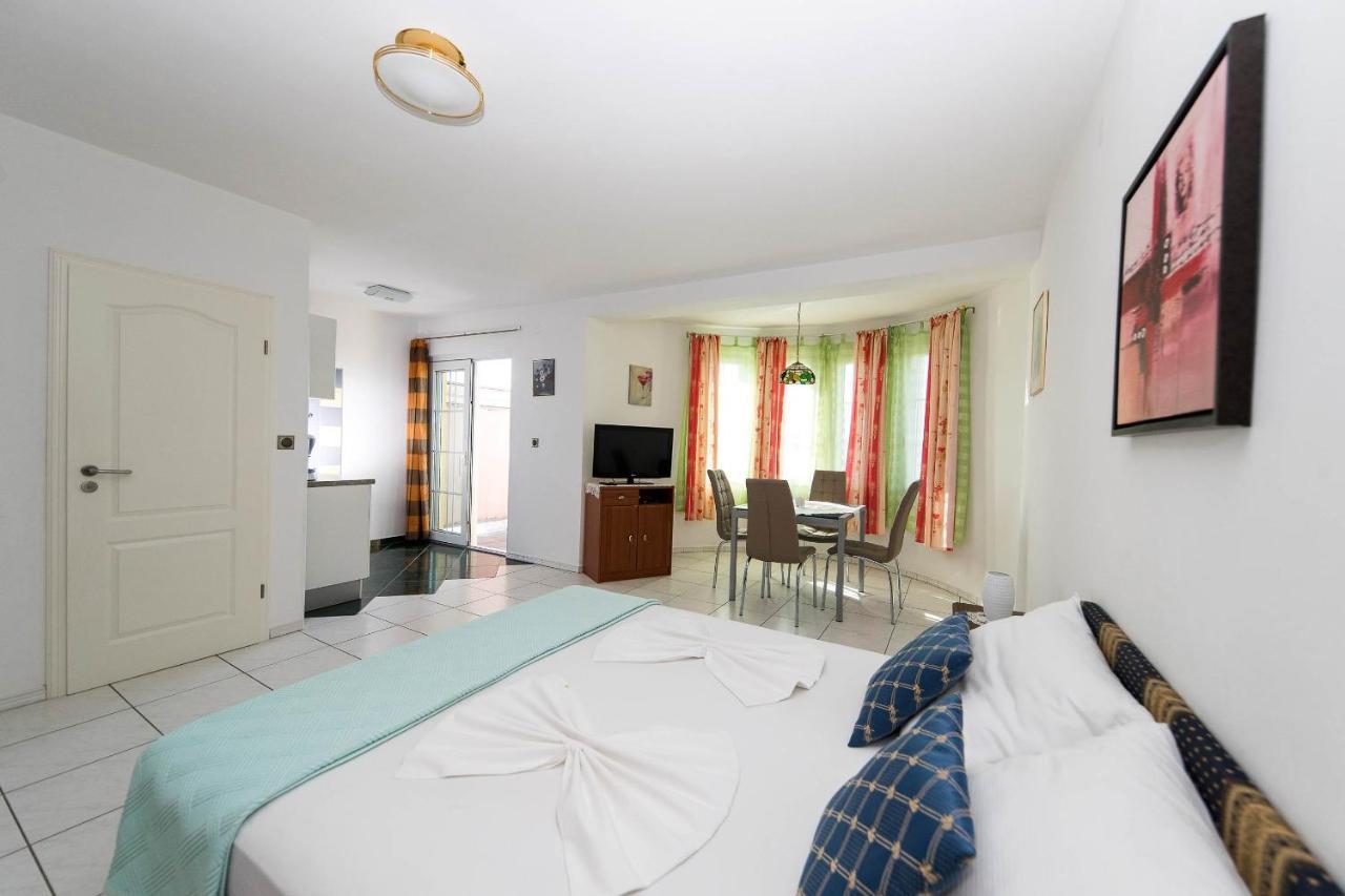 Kovac Apartment *
