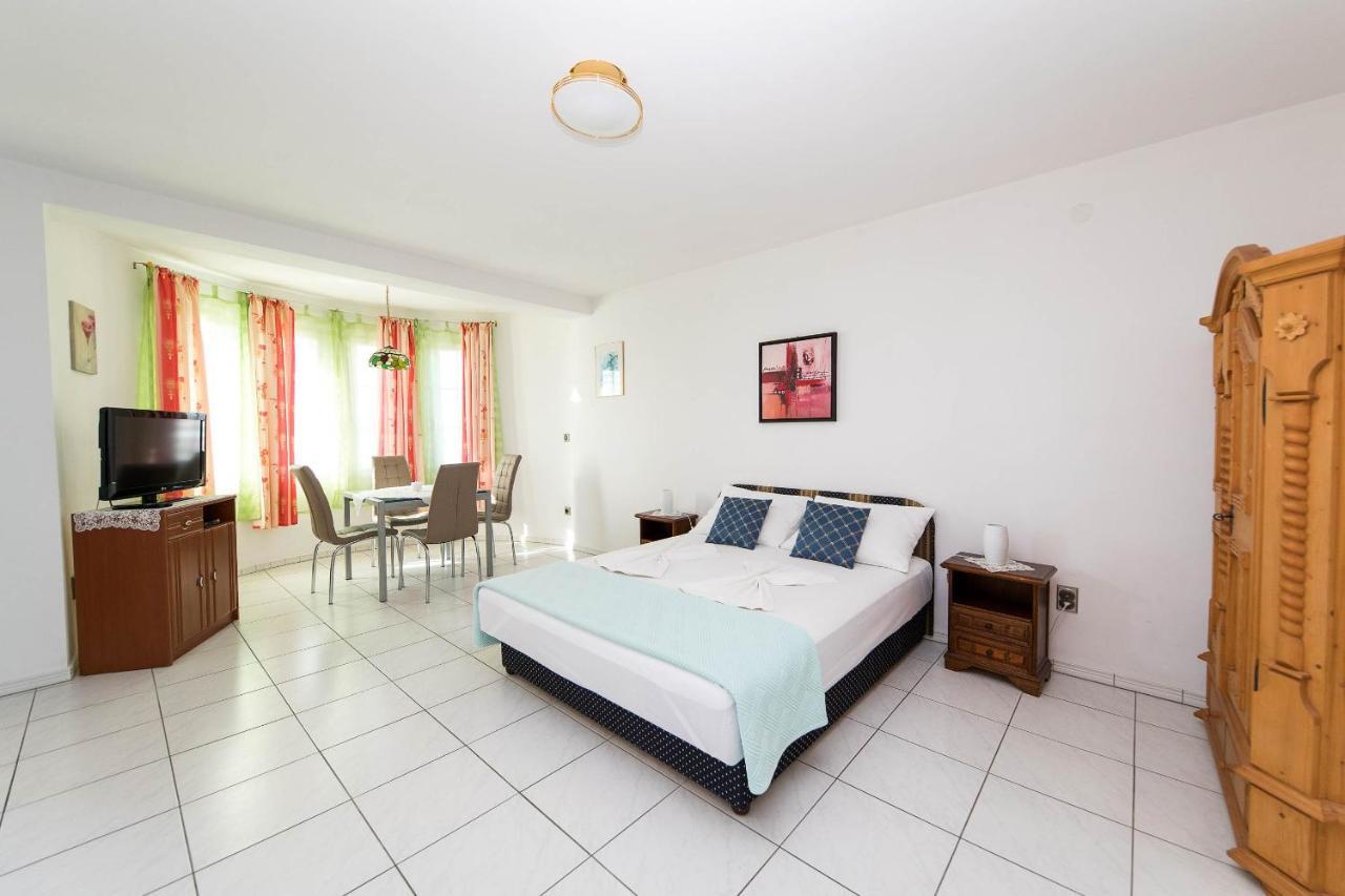 Kovac Apartment *